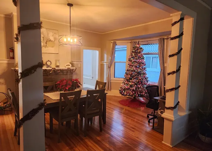 Historic Home W/Pikes Peak Views
